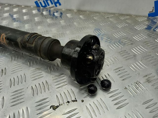 Вал карданный переднего моста TVB500160 LAND ROVER