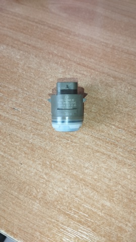 Передние парктроники LR095414 LAND ROVER