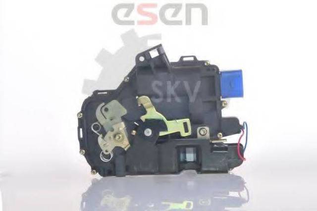 Замок двери водителя 16SKV011 SKV