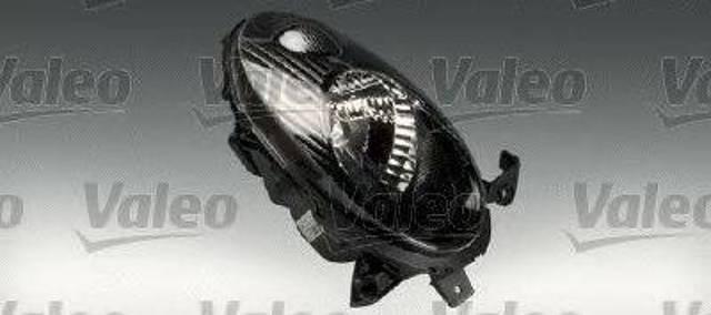 Фара комбинированная, передняя 26010AX705 NISSAN