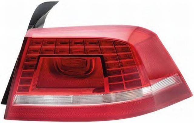 Фонарь задний правый, внешний 2SK010746041 HELLA