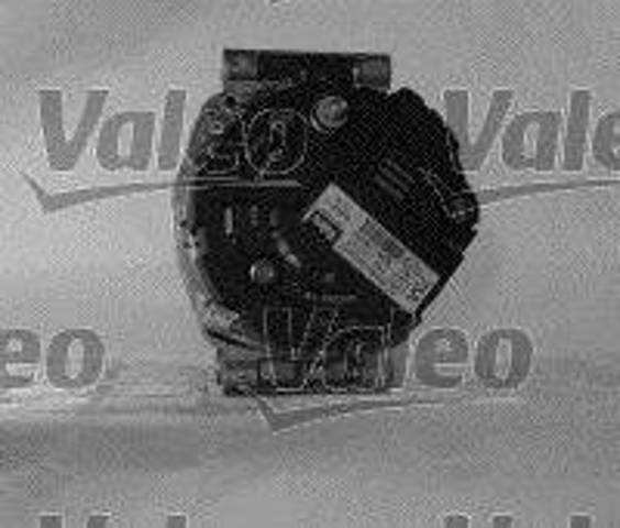 Автомобильный генератор 439430 VALEO