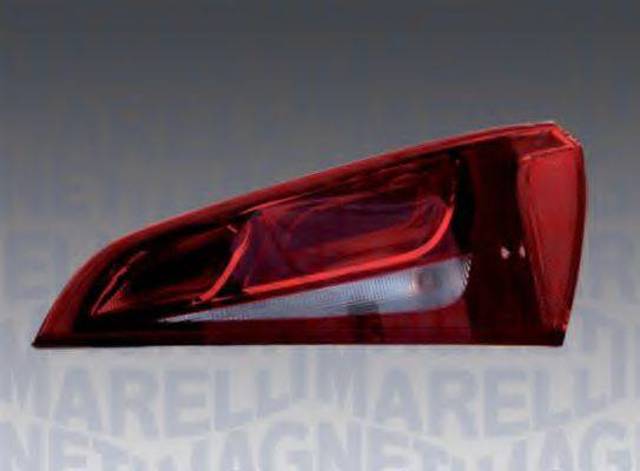 Фонарь задний левый 714021800701 MAGNETI MARELLI