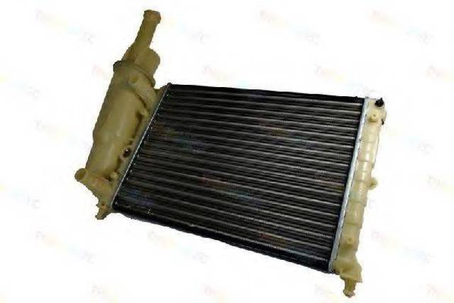 Радиатор охлаждения двигателя D7F003TT THERMOTEC