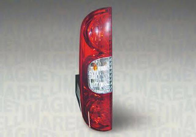 Фонари задние LLF131 MAGNETI MARELLI