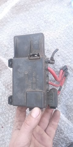 Монтажный блок 1J0937617C VAG