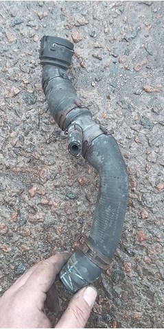 Шланг системы охлаждения Skoda Fabia I