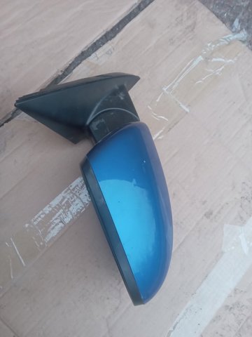 Правое боковое зеркало 87620J7160 HYUNDAI