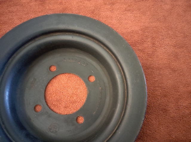 Шкив водяной помпы 11511717637 BMW