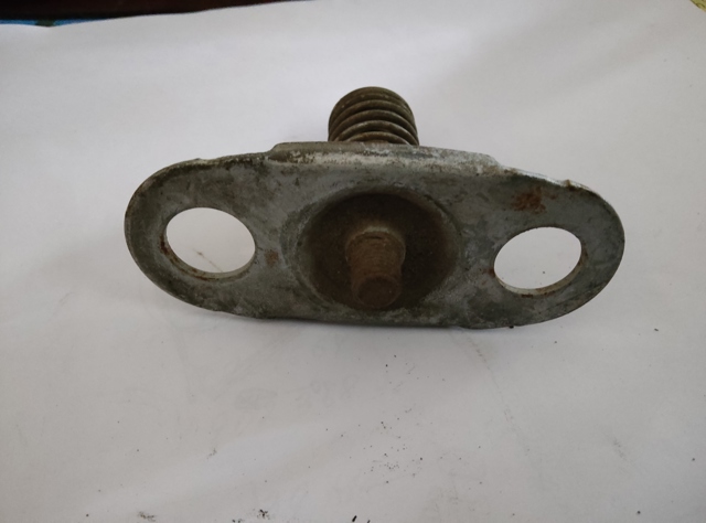 Замок крышки капота 51238229807 BMW