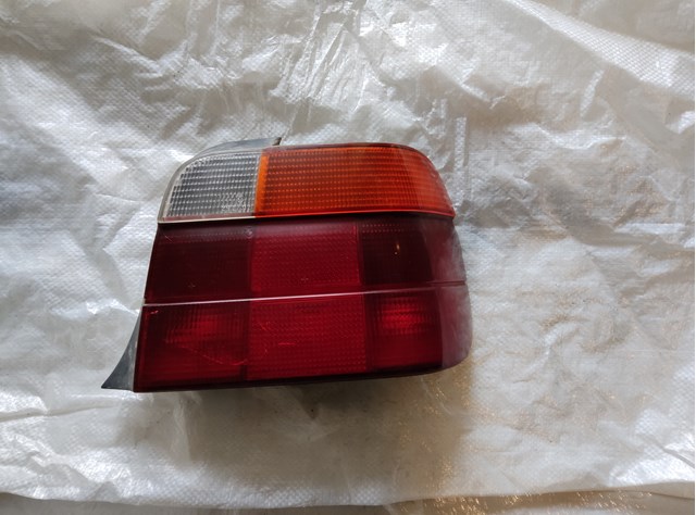 Задний левый стоп 8353810 BMW