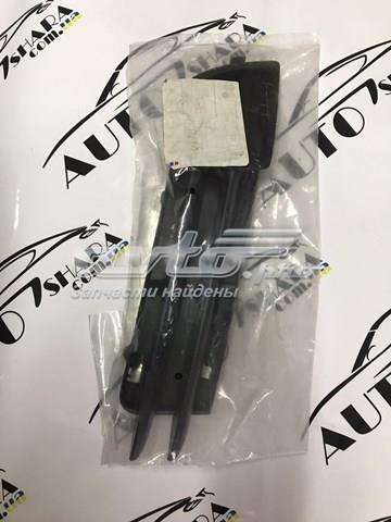 Решетка бампера переднего правая 8P4807682A VAG