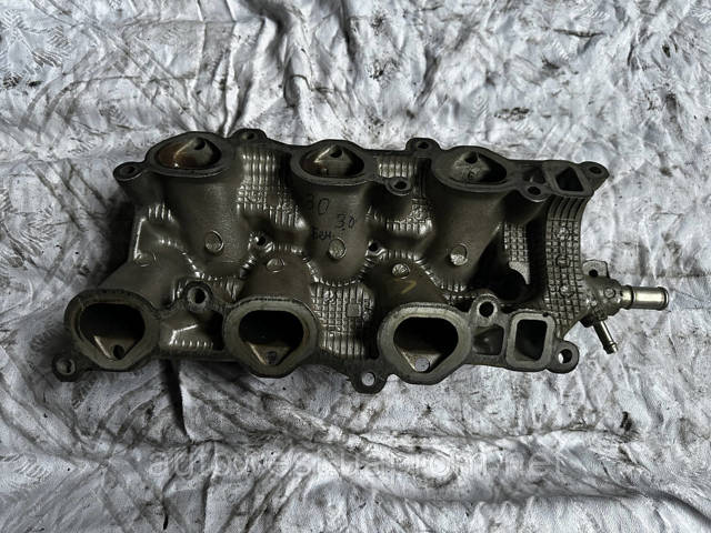 Коллектор впускной нижний 1710120021 TOYOTA