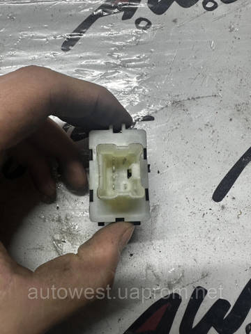 RENAULT 254218614R Кнопка стеклоподъемника передняя в наличии Одесса