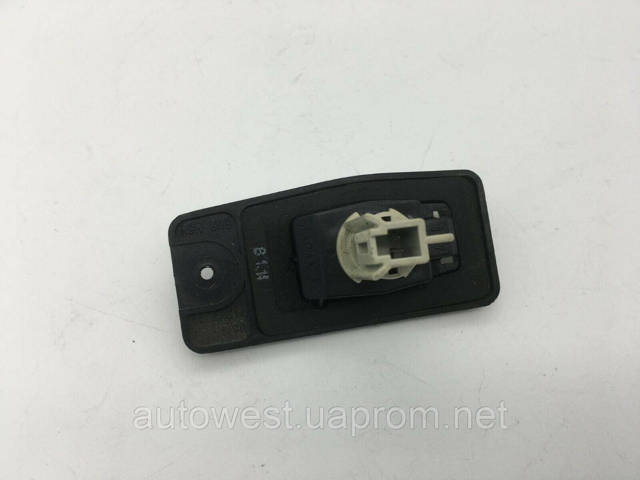 Фонарь освещения номера 265108990B NISSAN