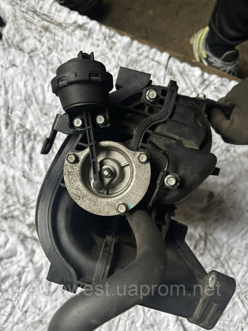 HYUNDAI 283102G710 Коллектор впускной в наличии Украина