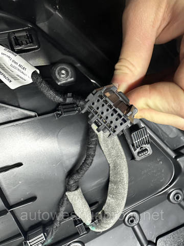 32218929 VOLVO купить в Полтава