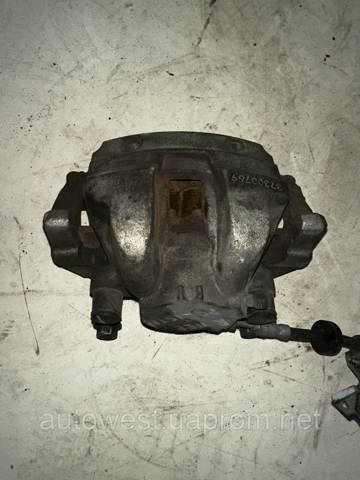Суппорт тормозной передний левый 32300768 VOLVO