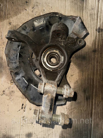 TOYOTA 4321239035 Цапфа (поворотный кулак) передний левый в наличии Запорожье