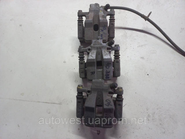 Задний правый суппорт 4783006052 TOYOTA