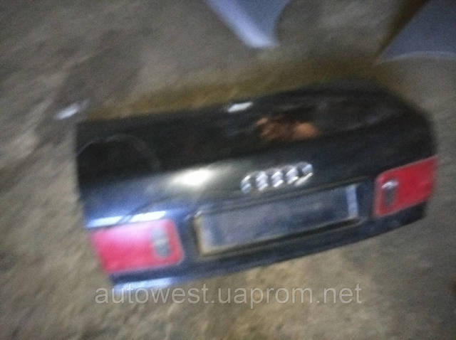 VAG 4D0827023N Крышка багажника в наличии Чернигов