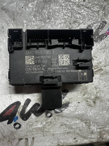 Блок комфорта задней двери 4M0959795J VAG