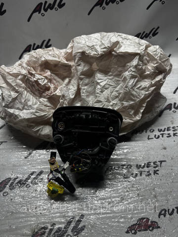 VAG 4N0880201P Подушка безопасности (AIRBAG) водительская в наличии Кривой Рог