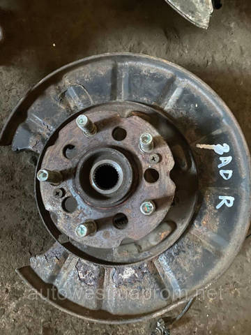 Кулак поворотный правый 52210STXA02 HONDA