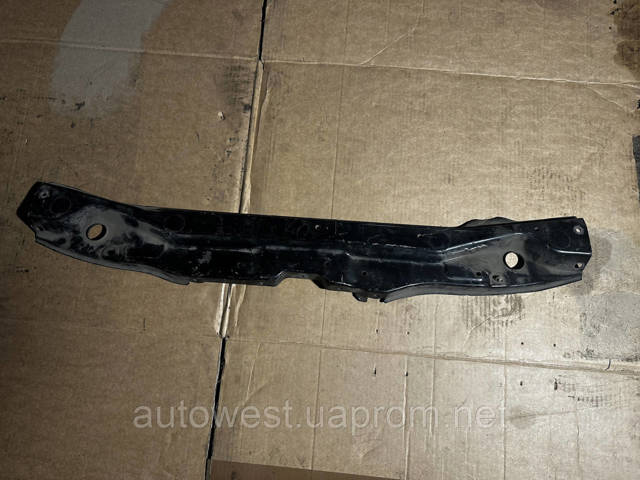 Суппорт радиатора верхний 5321633130 TOYOTA