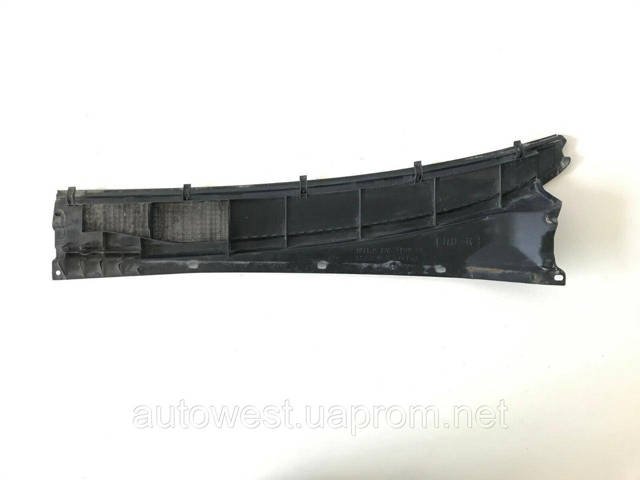 Водосток лобового стекла, жабо 5578160110 TOYOTA