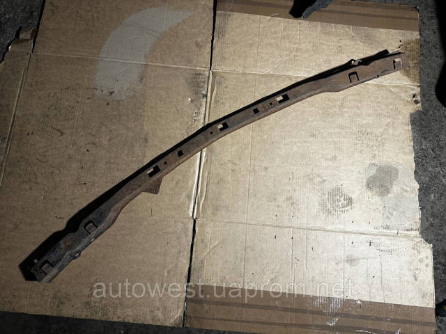 Шина бампера переднего 622408H700 NISSAN