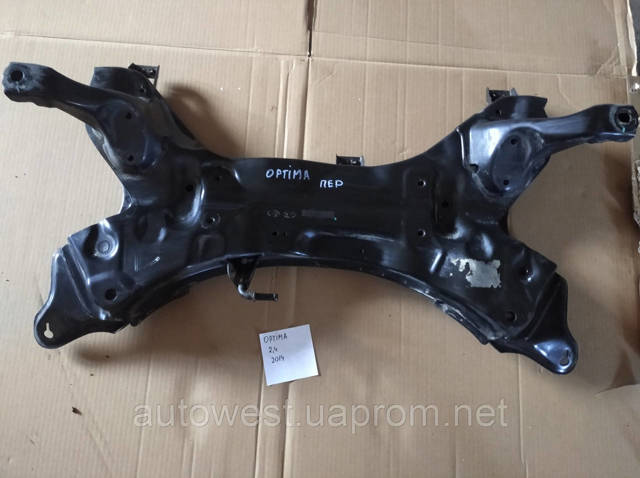Балка передней подвески 624004C000 HYUNDAI