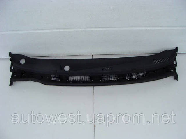 Водосток лобового стекла, жабо 6686240U00 NISSAN