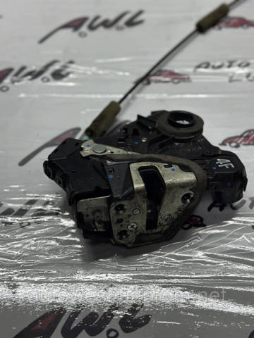 TOYOTA 6903042230 Замок двери передней правой в наличии Винница