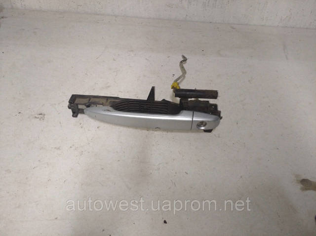 TOYOTA 6920228010 Держатель наружной ручки двери передней левой в наличии Павлоград