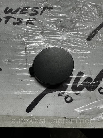 Заглушка буксировочного крюка в передний бампер Фольксваген Поло 5