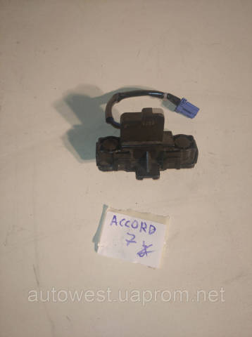 HONDA 74810SEA003 Кнопка привода замка крышки багажника (двери 3/5-й (ляды) в наличии Львов