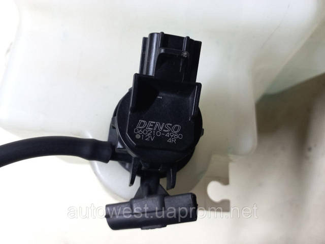 Электропомпа омывателя переднего стекла 76846TA5A01 HONDA