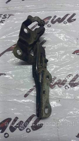 Шарнир капота правый 791202F000 HYUNDAI