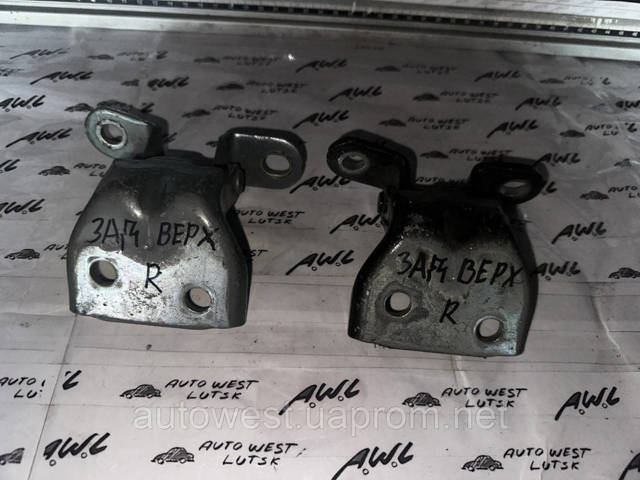 Петля двери задней правой 7934017000 HYUNDAI
