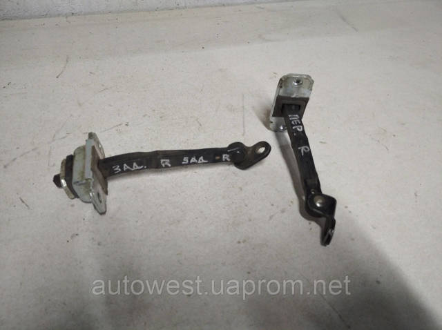 HYUNDAI 794902E000 Ограничитель открывания двери задний правый в наличии Павлоград