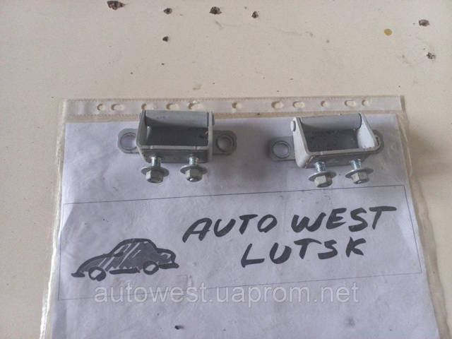Завеса задней двери, ляды 797102S000 HYUNDAI
