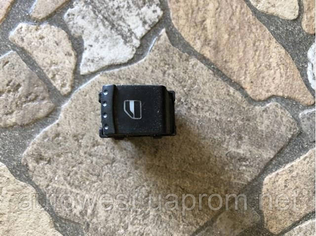 Кнопка подъемника переднего правого стекла 7L6959855 VAG