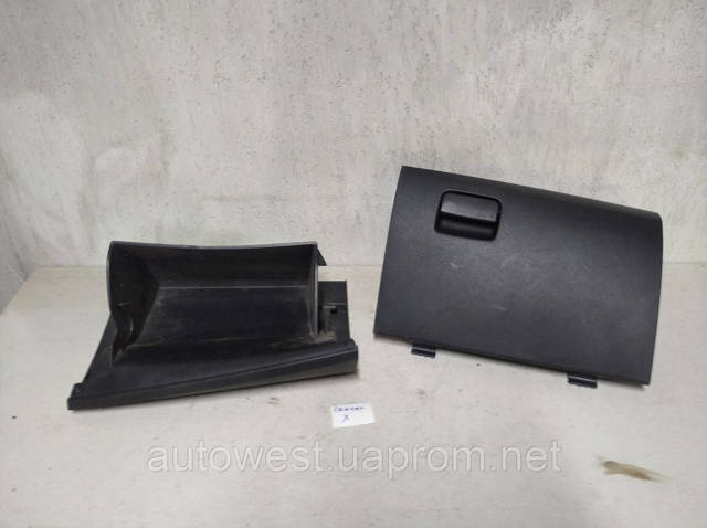 MITSUBISHI 8006A082XA Ящик перчаточный (бардачок) в наличии Винница