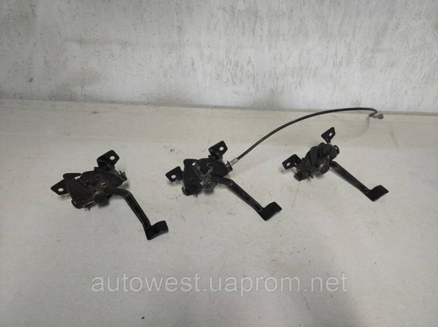 HYUNDAI 811302E000 Замок капота в наличии Черкассы