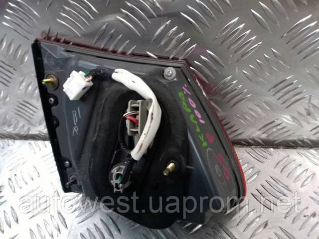 8158130331 TOYOTA Фонарь задний правый внутренний купить в Житомир