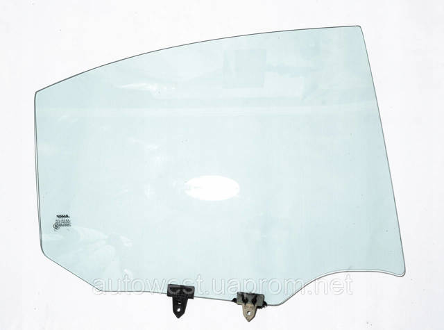 Стекло задней правой двери 82300AV600 NISSAN