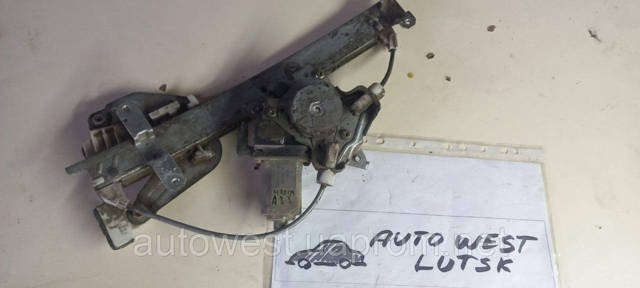 Стеклоподъемник задней правой двери 827202Y000 NISSAN