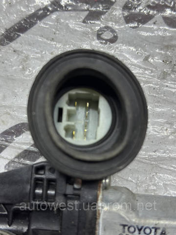 857100K010 TOYOTA Мотор стеклоподъемника двери передней правой купить в Каменское