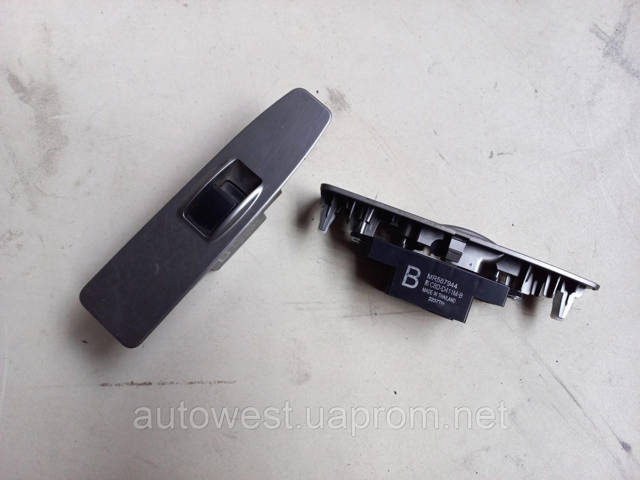 Кнопка включения мотора стеклоподъемника задняя правая 8608A143 MITSUBISHI
